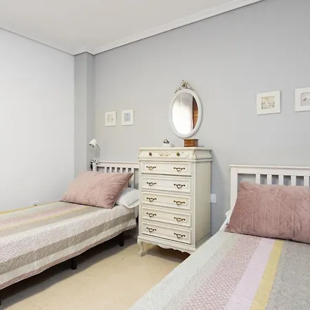 Home2book Stylish & Roomy Cruz Center Apartment